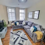 Modern 2Br Flat In Bradford City Centre!