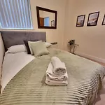 Modern 2Br Flat In Bradford City Centre!